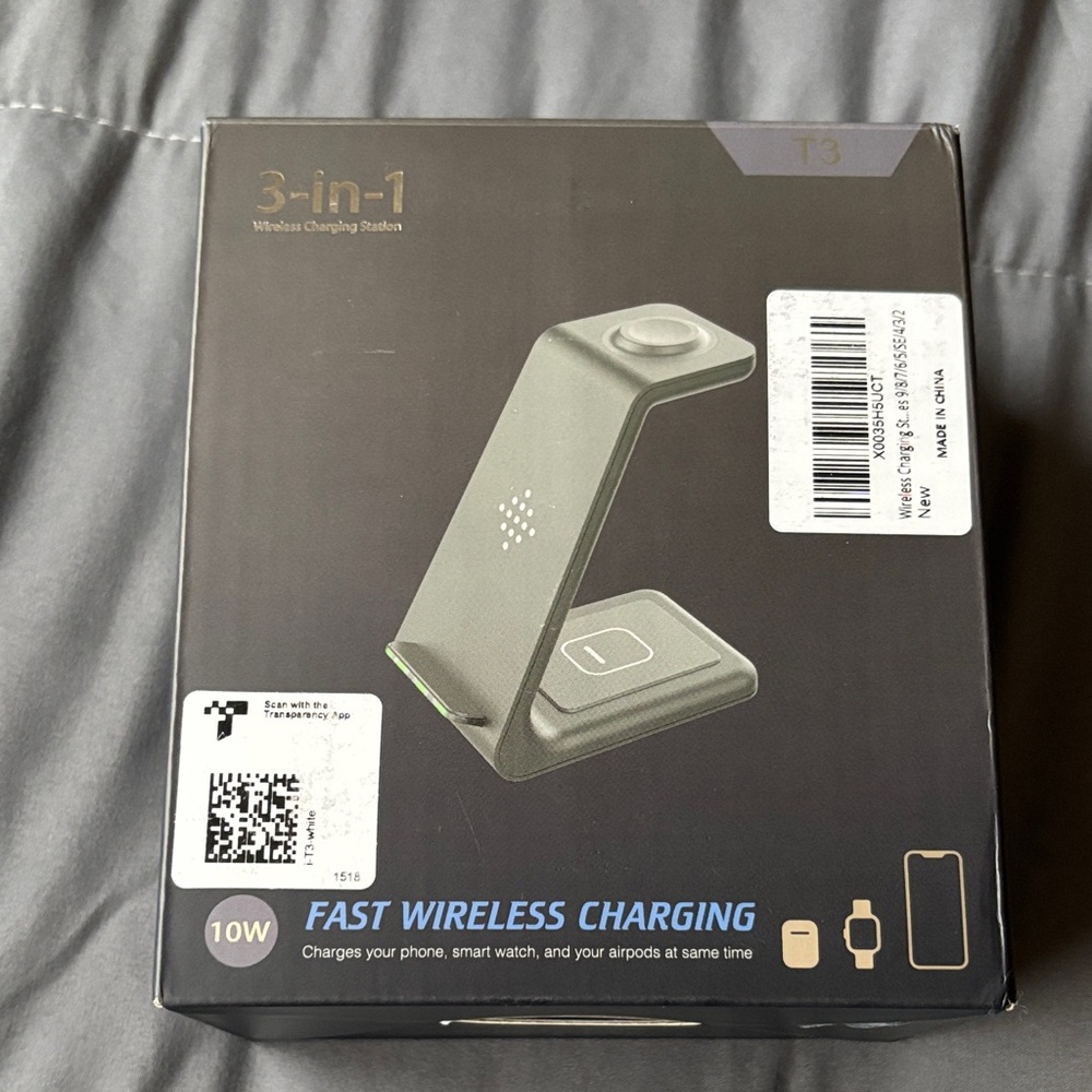 3-in-1 Wireless Charging Station - white